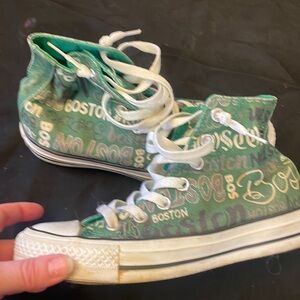 - Converse Chuck Taylor Sneakers! Size 5
